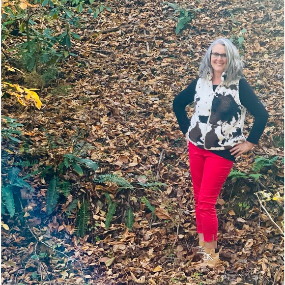 Meet your Posher, Gaye Price - Picture 5 of 11